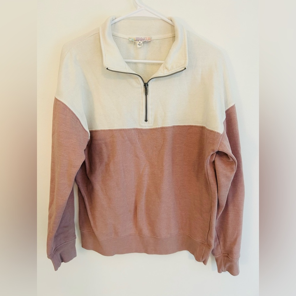 Cute Hippie Rose Womens Quarter Zip! Size Medium! Perfect Condition!